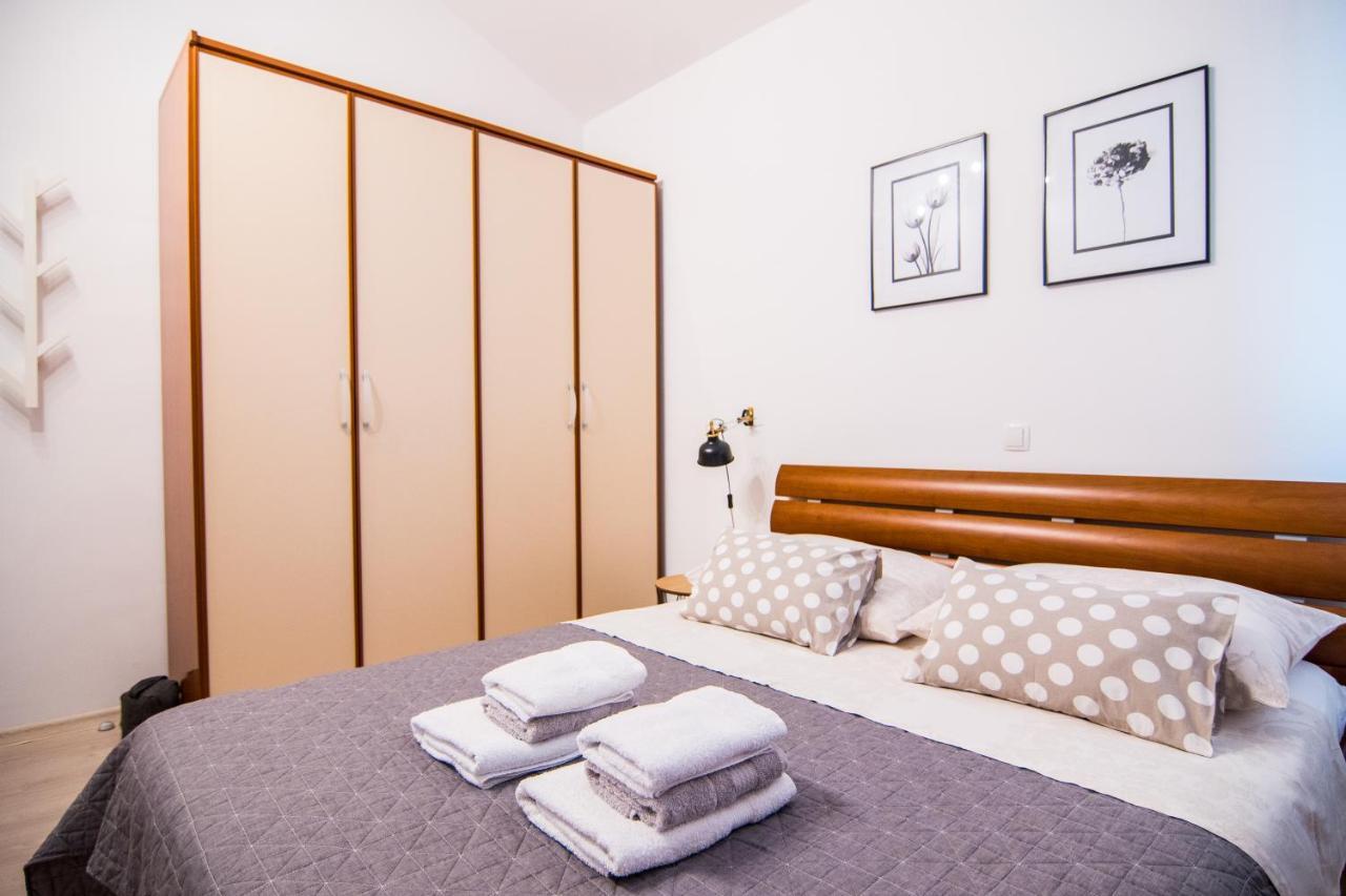 Apartments Up&Up 로고즈니차 외부 사진